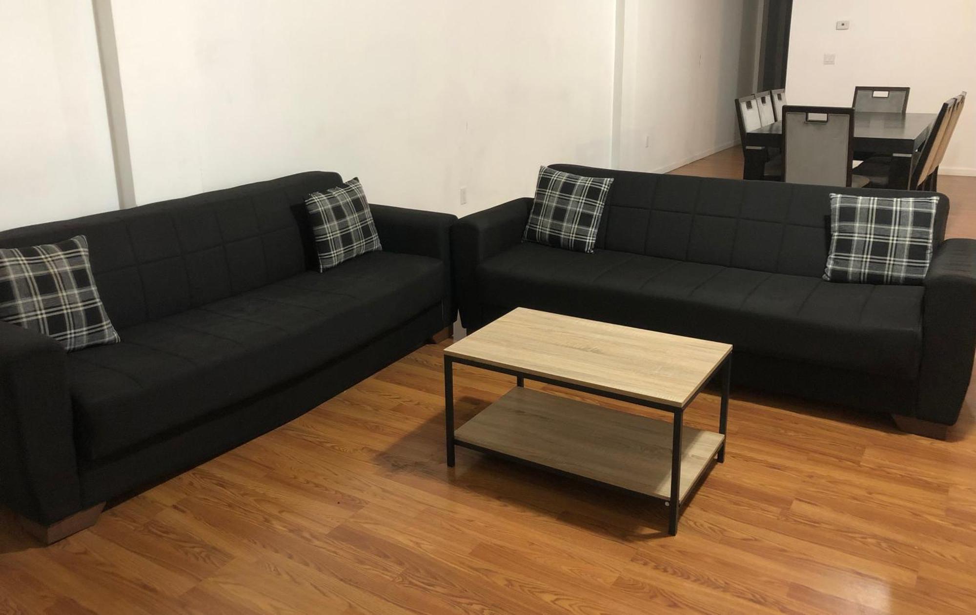 Large And Private Apartment Can Sleep Up To 8 People Comfortably With Direct Nyc Manhattan Train Only 5 Minute Walk Away Elizabeth Bagian luar foto